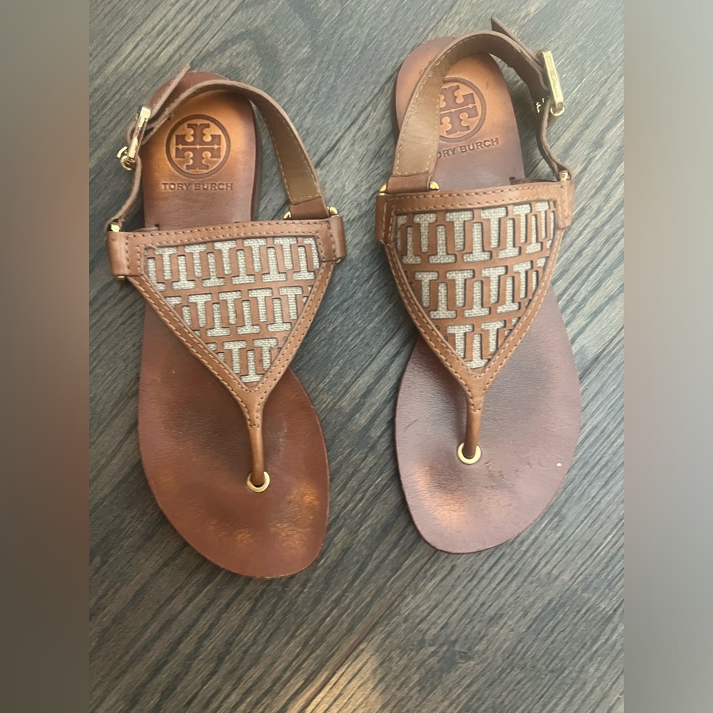 Tory Burch - Size 6 flat sandals